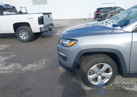 2020 Jeep Compass Latitude 4X4 from USA, damaged, VIN 3C4NJDBB4LT156218